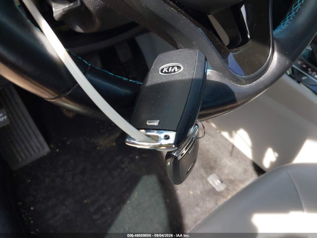 Продажа на аукционе авто 2017 Kia Niro Touring, vin: KNDCE3LC0H5059635, номер лота: 46059855