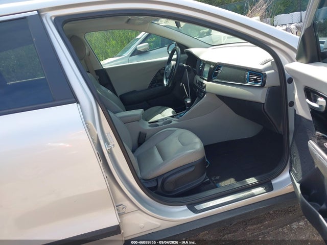 Продажа на аукционе авто 2017 Kia Niro Touring, vin: KNDCE3LC0H5059635, номер лота: 46059855