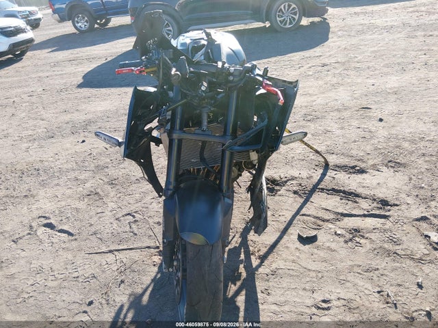 2026 Honda Cbr650 R მანქანა იყიდება აუქციონზე, vin: MLHRH1550T5201007, აუქციონის ნომერი: 46059875