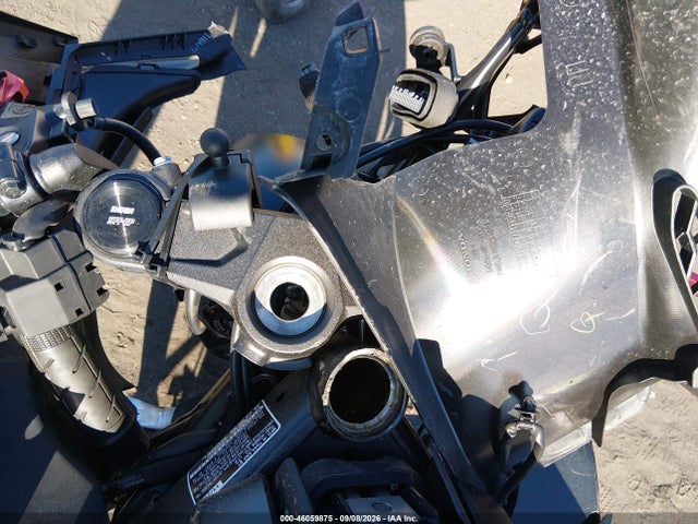 2026 Honda Cbr650 R მანქანა იყიდება აუქციონზე, vin: MLHRH1550T5201007, აუქციონის ნომერი: 46059875