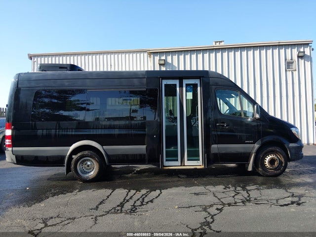 Продажа на аукционе авто 2015 Freightliner Sprinter 3500, vin: WDPPF4CC7F5977022, номер лота: 46059883