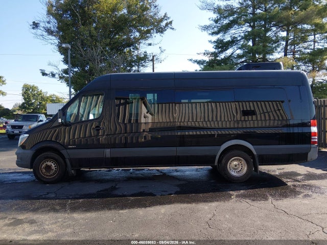 Продажа на аукционе авто 2015 Freightliner Sprinter 3500, vin: WDPPF4CC7F5977022, номер лота: 46059883