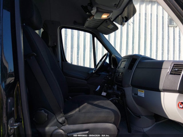 Продажа на аукционе авто 2015 Freightliner Sprinter 3500, vin: WDPPF4CC7F5977022, номер лота: 46059883