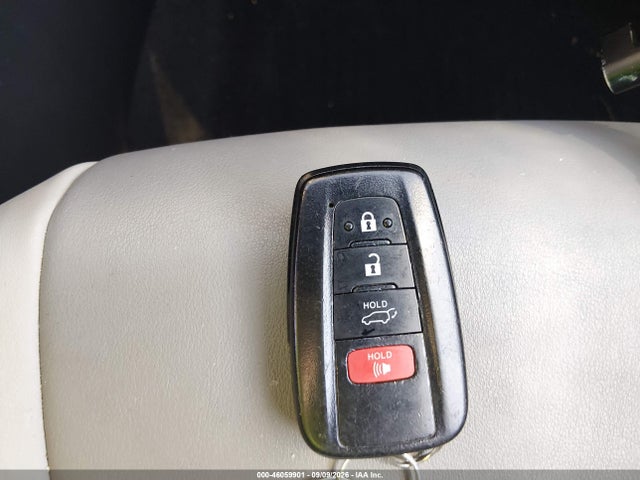 2021 Toyota Rav4 Hybrid Xle Premium მანქანა იყიდება აუქციონზე, vin: 4T3B6RFV2MU028429, აუქციონის ნომერი: 46059901