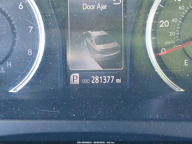 46059925 :رقم المزاد ، 4T1BF1FK5HU334997 vin ، 2017 Toyota Camry Se مزاد بيع