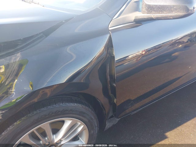 46059925 :رقم المزاد ، 4T1BF1FK5HU334997 vin ، 2017 Toyota Camry Se مزاد بيع