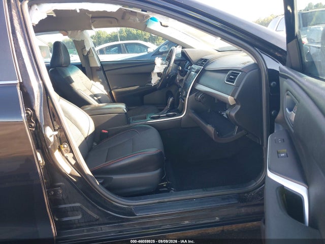 46059925 :رقم المزاد ، 4T1BF1FK5HU334997 vin ، 2017 Toyota Camry Se مزاد بيع