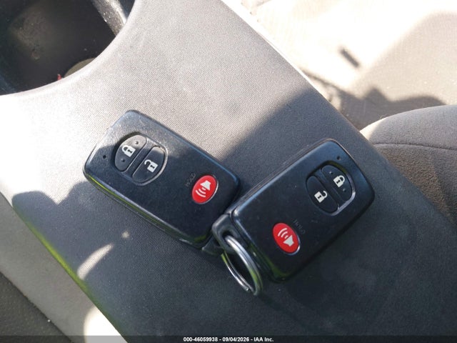 Продажа на аукционе авто 2014 Toyota Prius Two, vin: JTDKN3DU6E0357554, номер лота: 46059938