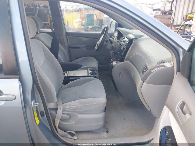 46059948 :رقم المزاد ، 5TDZA23C44S074904 vin ، 2004 Toyota Sienna Le مزاد بيع