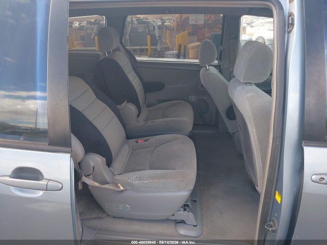 46059948 :رقم المزاد ، 5TDZA23C44S074904 vin ، 2004 Toyota Sienna Le مزاد بيع