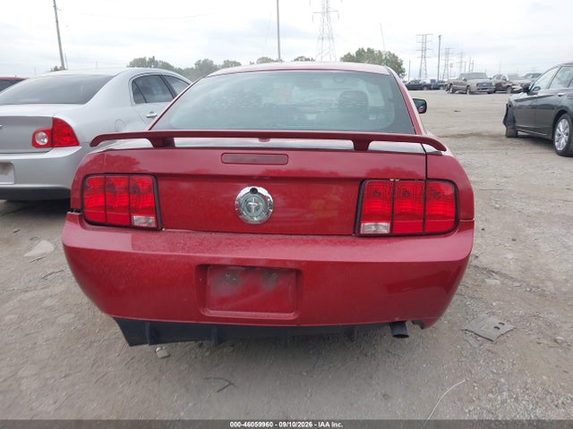 46059960 :رقم المزاد ، 1ZVHT82H285176586 vin ، 2008 Ford Mustang Gt Deluxe/gt Premium مزاد بيع