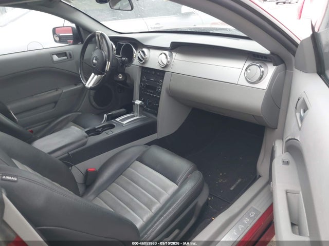 46059960 :رقم المزاد ، 1ZVHT82H285176586 vin ، 2008 Ford Mustang Gt Deluxe/gt Premium مزاد بيع