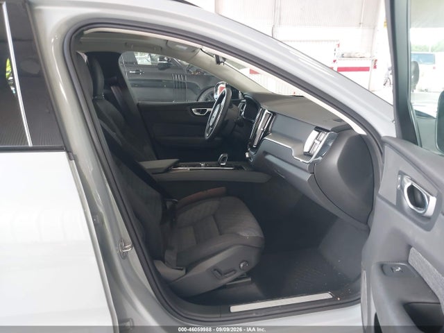 46059988 :رقم المزاد ، YV4M12RJ5S1178633 vin ، 2025 Volvo Xc60 B5 Core مزاد بيع