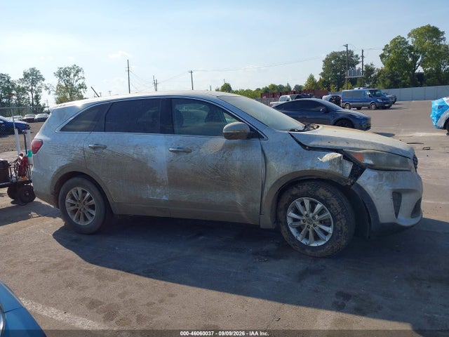 46060037 :رقم المزاد ، 5XYPG4A54KG493271 vin ، 2019 Kia Sorento 3.3l Lx مزاد بيع