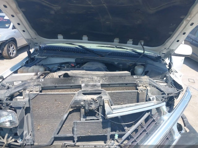 46060066 :رقم المزاد ، 1GNEC13Z94J329428 vin ، 2004 Chevrolet Tahoe Lt مزاد بيع