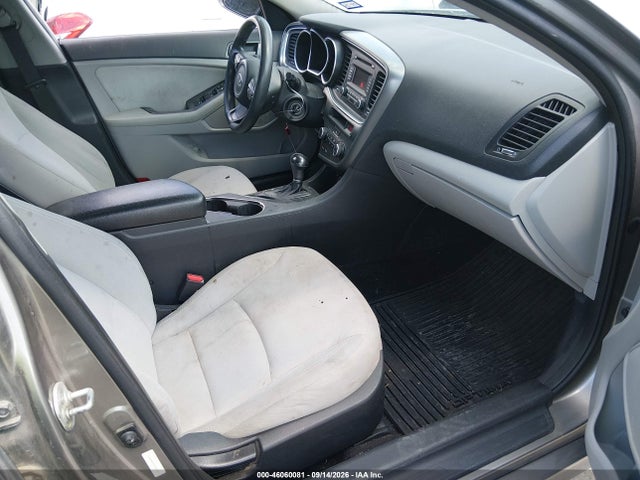 Auction sale of the 2015 Kia Optima Lx, vin: 5XXGM4A70FG502441, lot number: 46060081