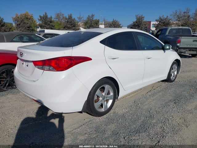 Продажа на аукционе авто 2013 Hyundai Elantra Gls, vin: 5NPDH4AEXDH215082, номер лота: 46060113