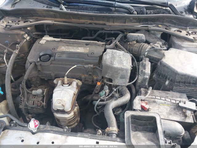 2015 Honda Accord Sport მანქანა იყიდება აუქციონზე, vin: 1HGCR2F52FA131615, აუქციონის ნომერი: 46060115