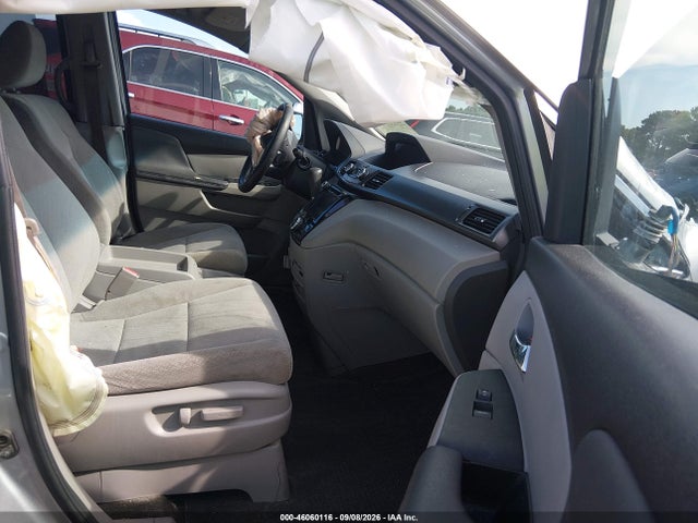 Продаж на аукціоні авто 2016 Honda Odyssey Se, vin: 5FNRL5H33GB084790, номер лоту: 46060116