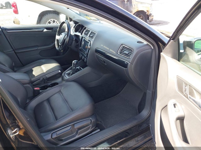 2017 Volkswagen Jetta 1.8t Sel/1.8t Sel Premium მანქანა იყიდება აუქციონზე, vin: 3VWL17AJ4HM405021, აუქციონის ნომერი: 46060119