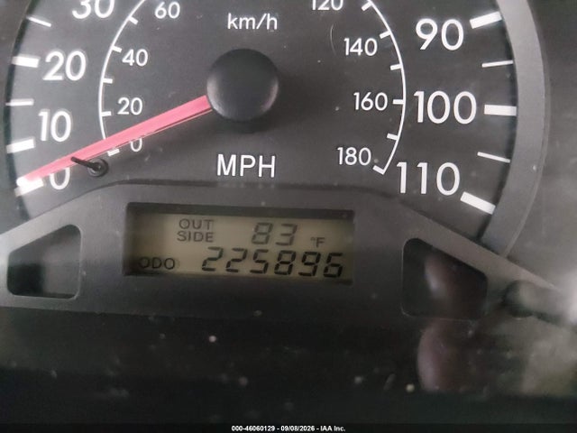 46060129 :رقم المزاد ، 1NXBR32E74Z242772 vin ، 2004 Toyota Corolla Ce مزاد بيع