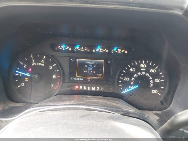 46060130 :رقم المزاد ، 1FTEX1EP1HFB65075 vin ، 2017 Ford F-150 Xl مزاد بيع