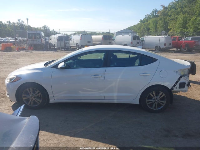 2018 Hyundai Elantra Sel მანქანა იყიდება აუქციონზე, vin: 5NPD84LF0JH279794, აუქციონის ნომერი: 46060207