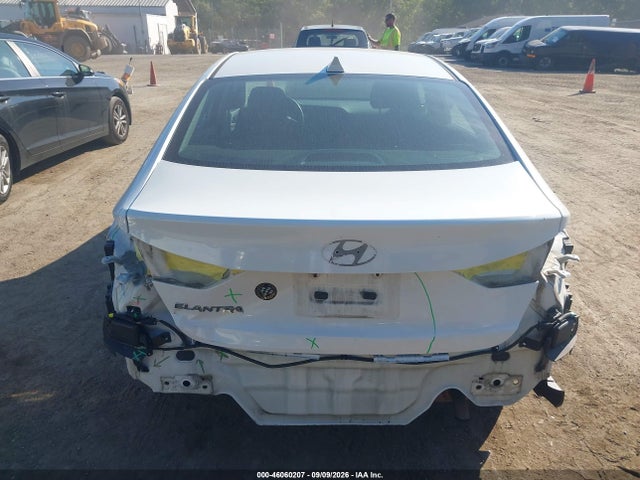 2018 Hyundai Elantra Sel მანქანა იყიდება აუქციონზე, vin: 5NPD84LF0JH279794, აუქციონის ნომერი: 46060207