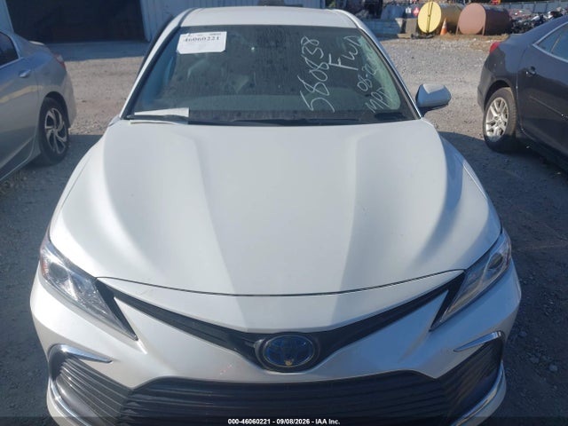 46060221 :رقم المزاد ، 4T1F31AK2NU580838 vin ، 2022 Toyota Camry Xle Hybrid مزاد بيع