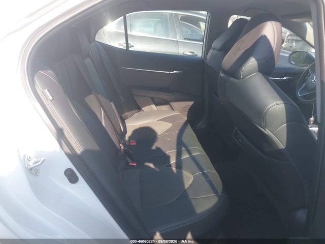 46060221 :رقم المزاد ، 4T1F31AK2NU580838 vin ، 2022 Toyota Camry Xle Hybrid مزاد بيع