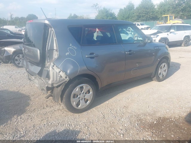 Продаж на аукціоні авто 2015 Kia Soul, vin: KNDJN2A25F7227914, номер лоту: 46060253