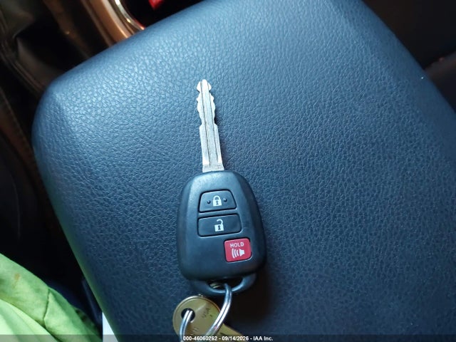 Продаж на аукціоні авто 2016 Toyota Tacoma Sr5 V6, vin: 3TMCZ5AN3GM008515, номер лоту: 46060262