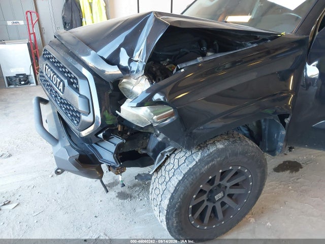 Продаж на аукціоні авто 2016 Toyota Tacoma Sr5 V6, vin: 3TMCZ5AN3GM008515, номер лоту: 46060262