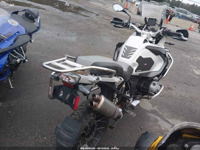 Продажа на аукционе авто 2016 Bmw R1200 Gs Adventure, vin: WB10A1206GZ666573, номер лота: 46060290