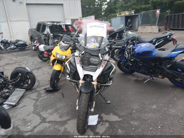 Продажа на аукционе авто 2016 Bmw R1200 Gs Adventure, vin: WB10A1206GZ666573, номер лота: 46060290