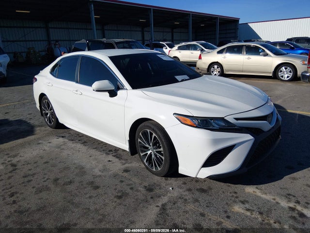 46060291 :رقم المزاد ، JTNB11HK0J3070109 vin ، 2018 Toyota Camry Se مزاد بيع
