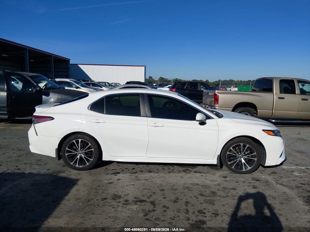 46060291 :رقم المزاد ، JTNB11HK0J3070109 vin ، 2018 Toyota Camry Se مزاد بيع