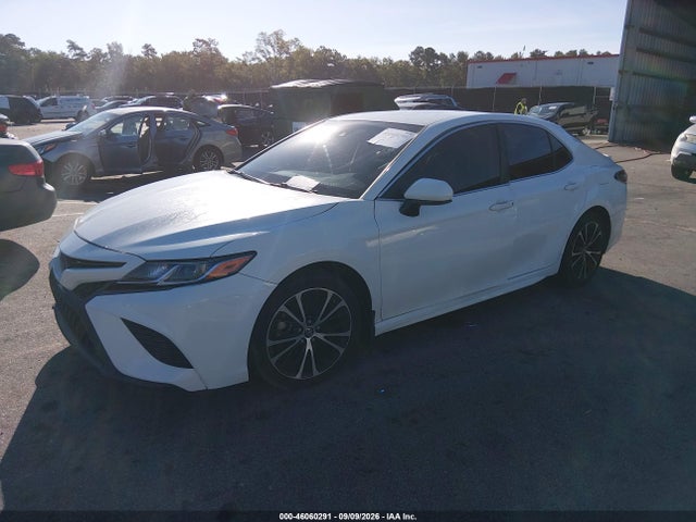 46060291 :رقم المزاد ، JTNB11HK0J3070109 vin ، 2018 Toyota Camry Se مزاد بيع