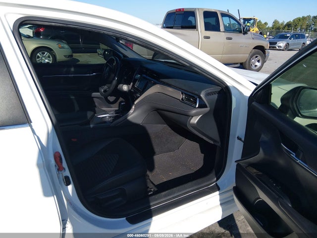 46060291 :رقم المزاد ، JTNB11HK0J3070109 vin ، 2018 Toyota Camry Se مزاد بيع
