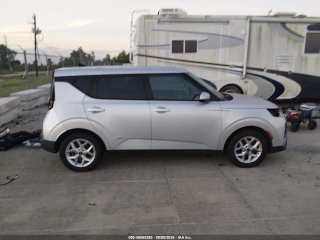 KNDJ23AU5M7770600 KIA SOUL S