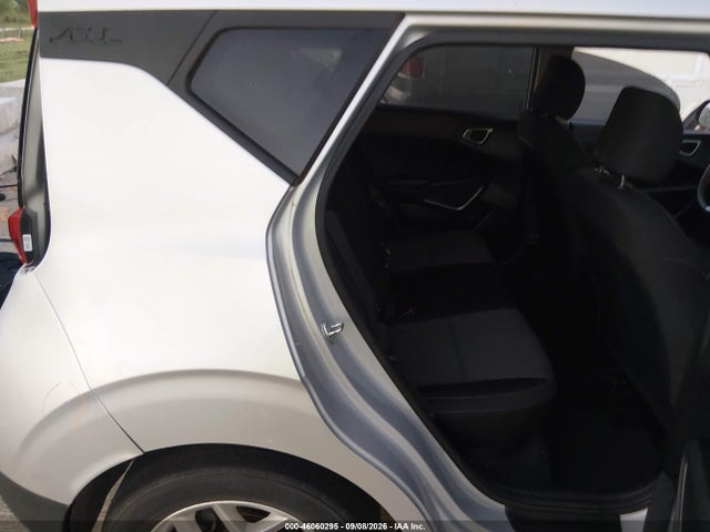 KNDJ23AU5M7770600 KIA SOUL S