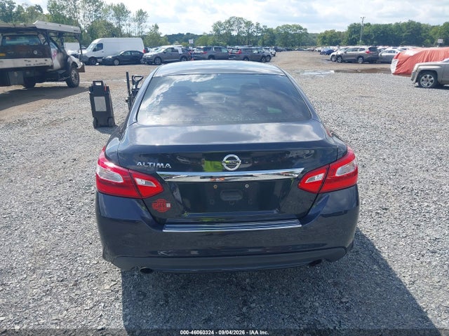 Продаж на аукціоні авто 2017 Nissan Altima 2.5 S, vin: 1N4AL3APXHC279210, номер лоту: 46060324