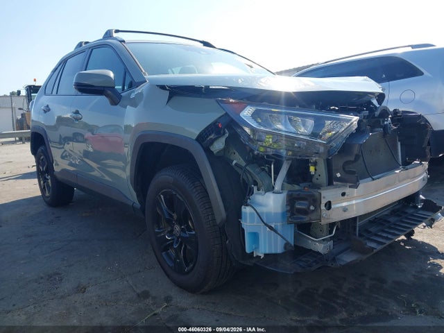 2021 Toyota Rav4 Xle მანქანა იყიდება აუქციონზე, vin: 2T3P1RFV4MW230127, აუქციონის ნომერი: 46060326
