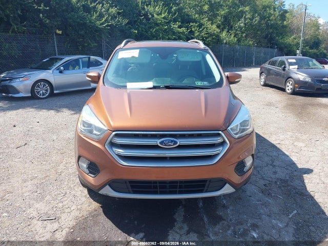 1FMCU9JD8HUC06383 Ford Escape Titanium