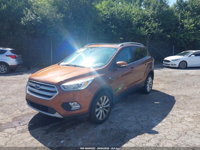 1FMCU9JD8HUC06383 Ford Escape Titanium