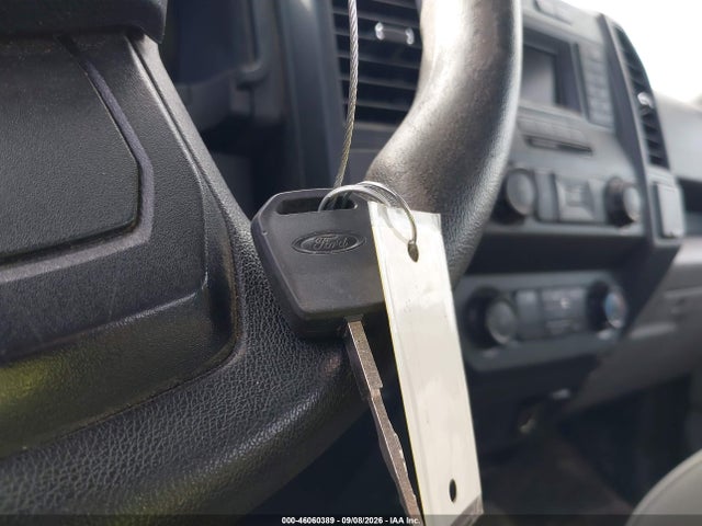 46060389 :رقم المزاد ، 1FTMF1CBXJFD18385 vin ، 2018 Ford F-150 Xl مزاد بيع
