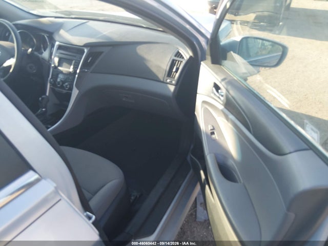 Hyundai SONATA GLS 2014 5NPEB4AC1EH910279 Image 5