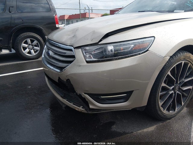 46060454 :رقم المزاد ، 1FAHP2E81HG105180 vin ، 2017 Ford Taurus Sel مزاد بيع