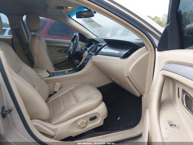 46060454 :رقم المزاد ، 1FAHP2E81HG105180 vin ، 2017 Ford Taurus Sel مزاد بيع