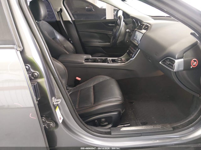 Aukcja sprzedaży 2017 Jaguar Xe 25t Prestige, vin: SAJAE4BG0HA964371, numer aukcji: 46060547